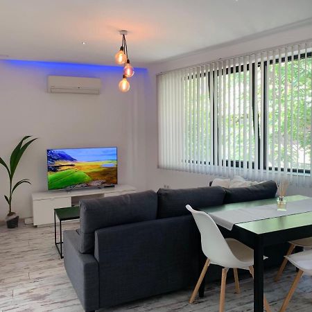 Nordic Style Apartment With Underground Parking Sofia Exterior photo